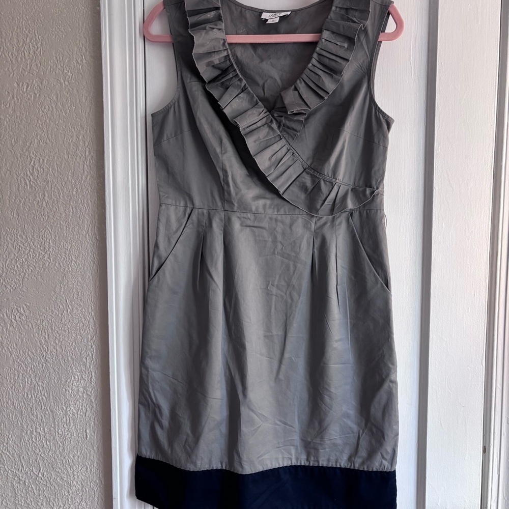 LOFT Gray and Black Ruffled Mini Dress Sz 8P